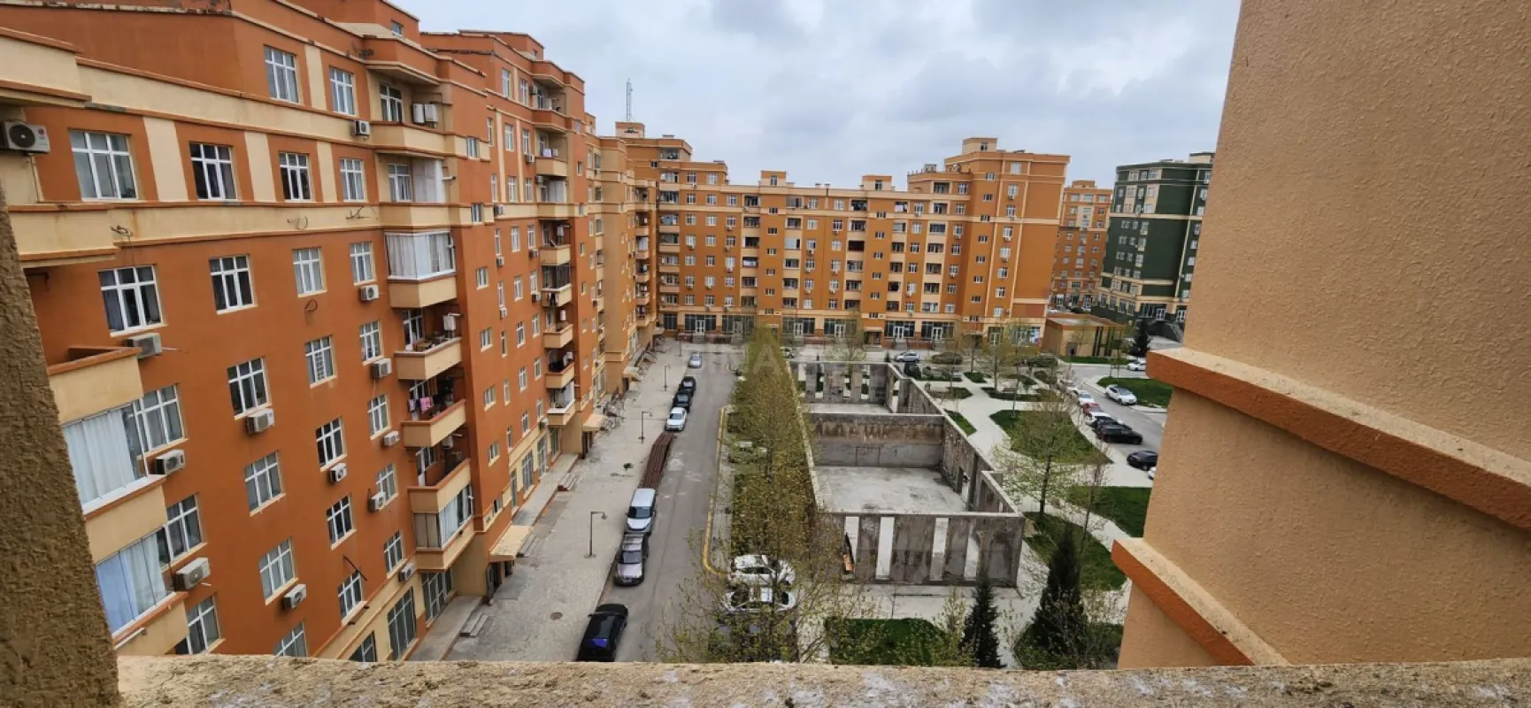 Satılır 2 otaqlı mənzil 70 m²