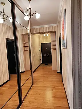 Kirayə verilir 3 otaqlı mənzil 111 m²