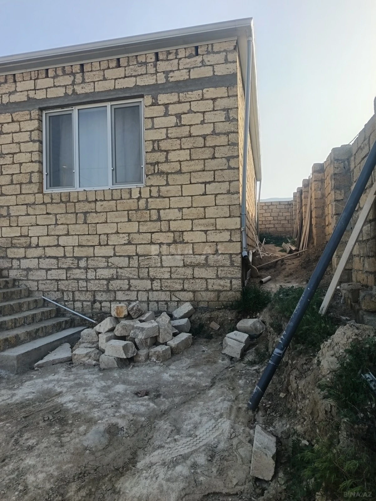 Satılır 5 otaqlı həyət evi 120 m²