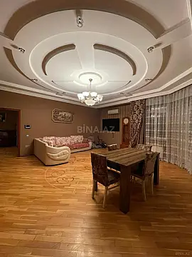 Kirayə verilir 3 otaqlı mənzil 142 m²