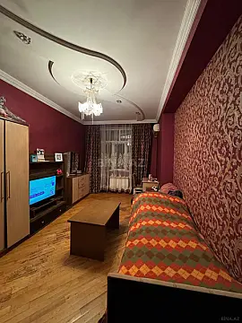 Kirayə verilir 3 otaqlı mənzil 142 m²