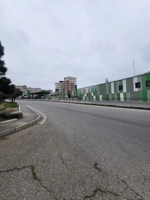 Kirayə verilir obyekt 100 m²