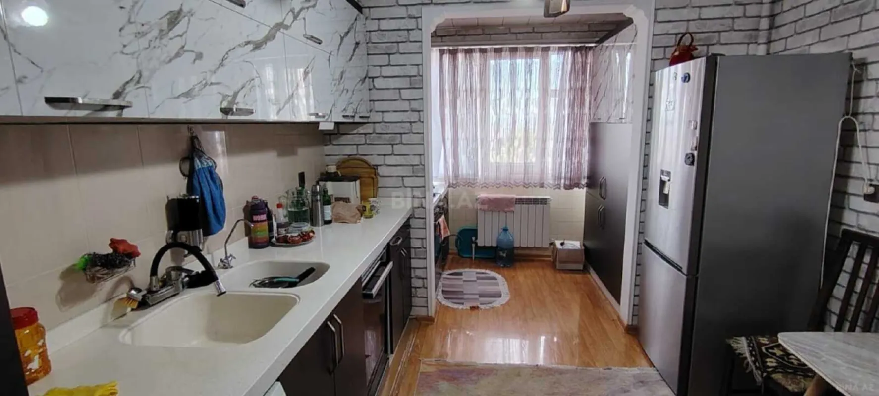 Satılır 5 otaqlı mənzil 120 m²