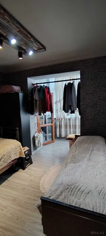 Satılır 5 otaqlı mənzil 120 m²