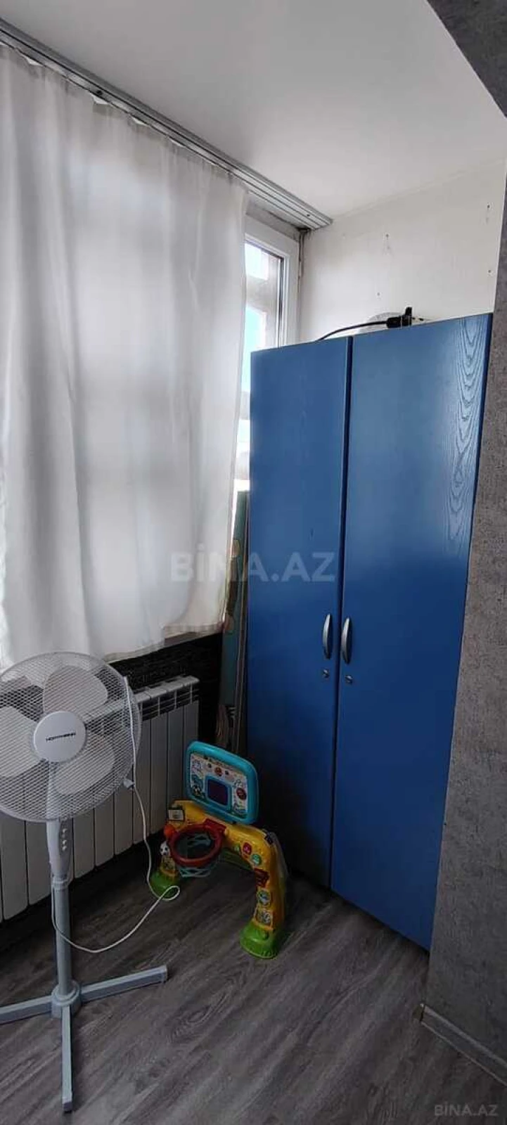 Satılır 5 otaqlı mənzil 120 m²
