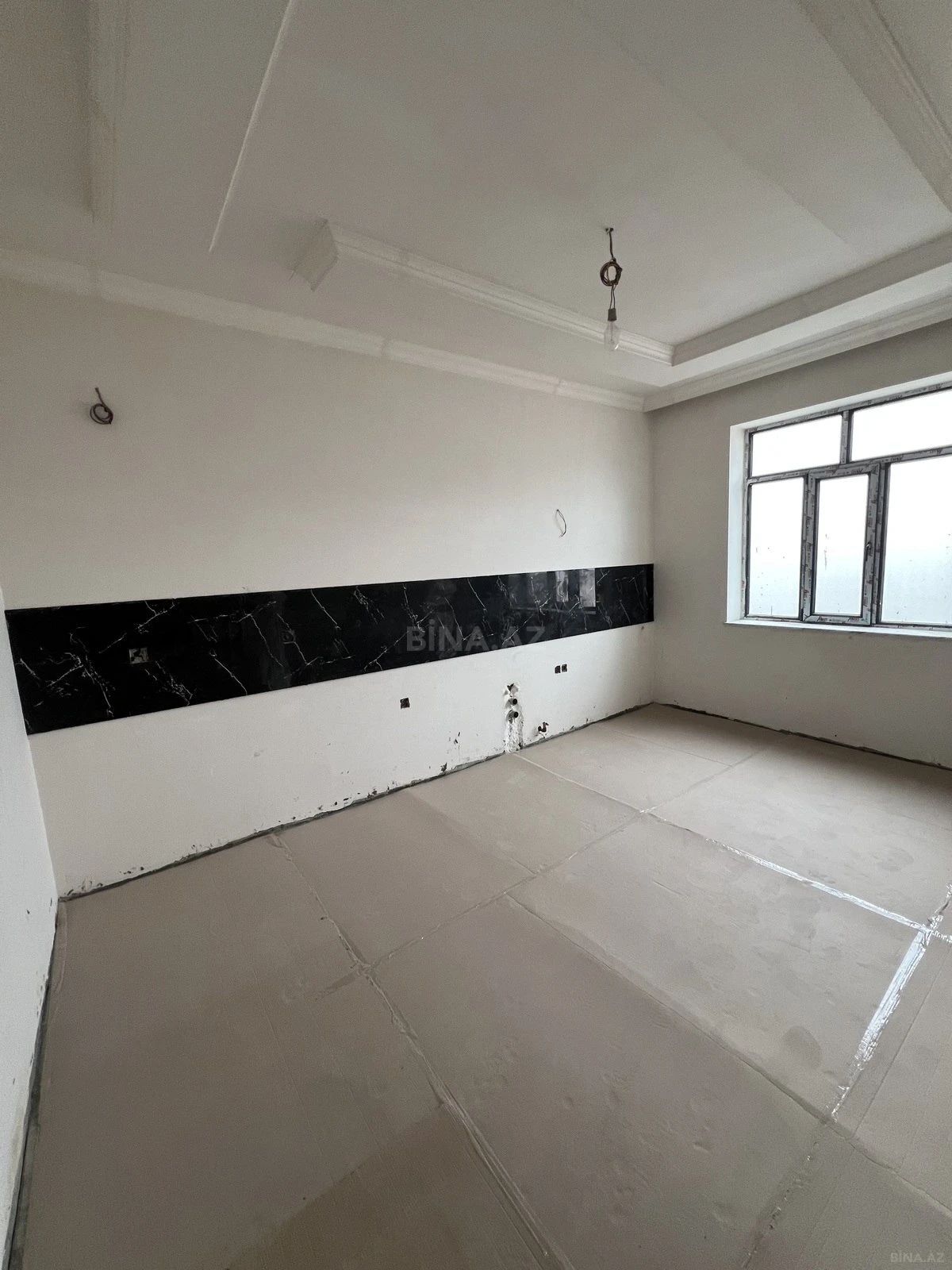 Satılır 6 otaqlı həyət evi 300 m²