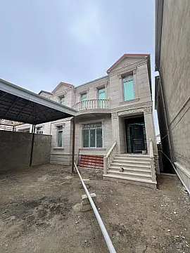 Satılır 6 otaqlı həyət evi 300 m²