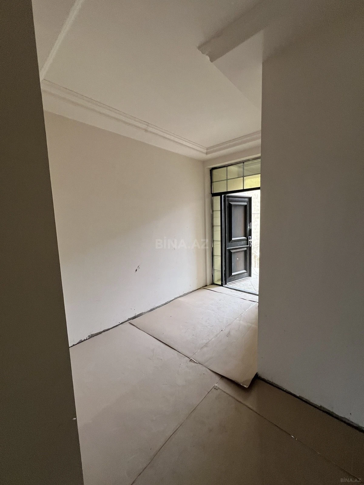 Satılır 6 otaqlı həyət evi 300 m²