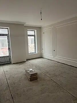 Satılır 6 otaqlı həyət evi 300 m²