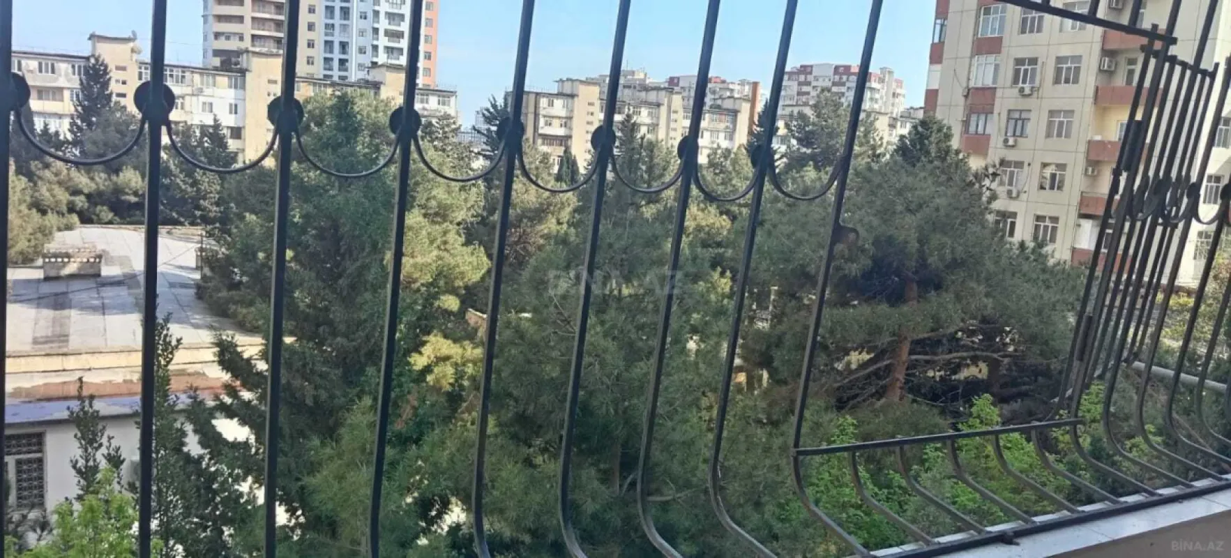 Satılır 2 otaqlı mənzil 95 m²