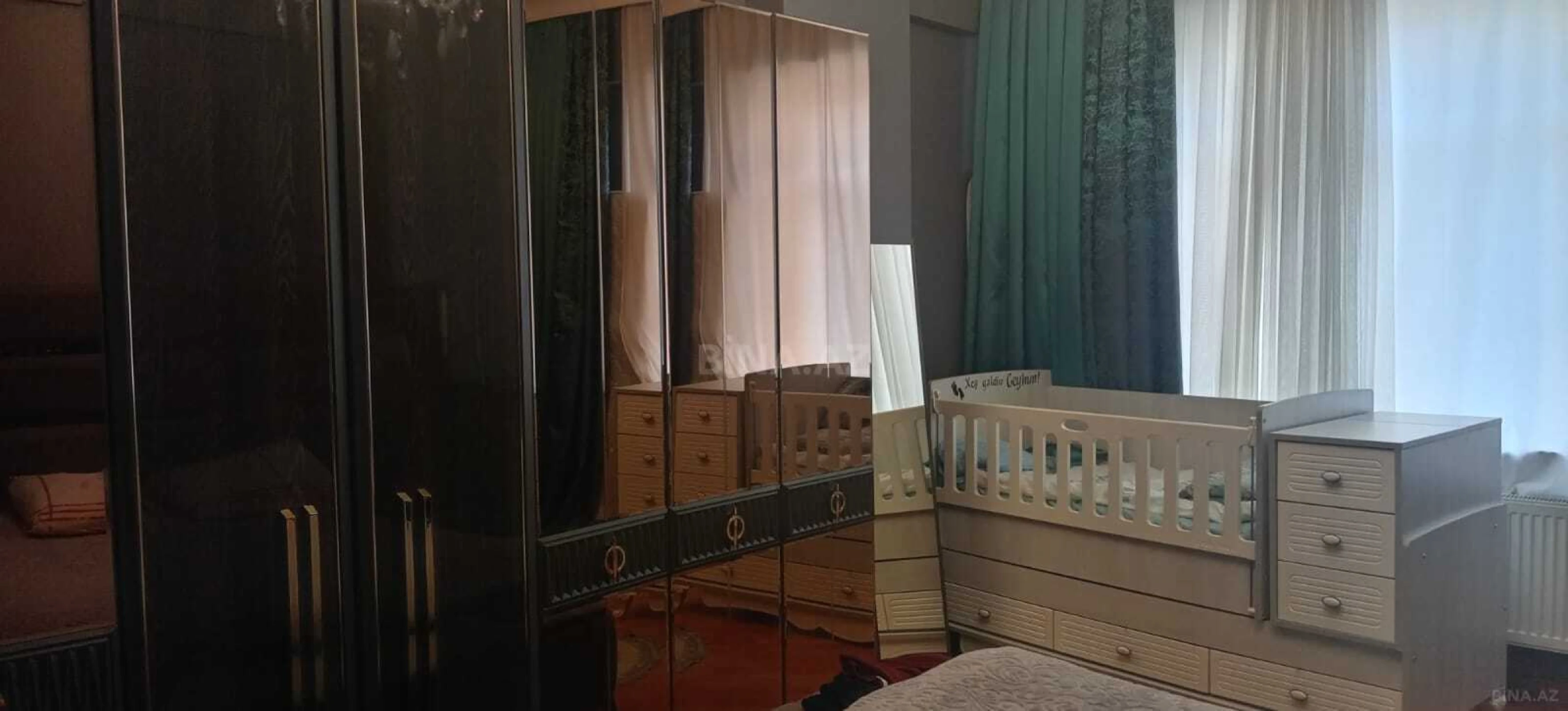 Satılır 2 otaqlı mənzil 95 m²