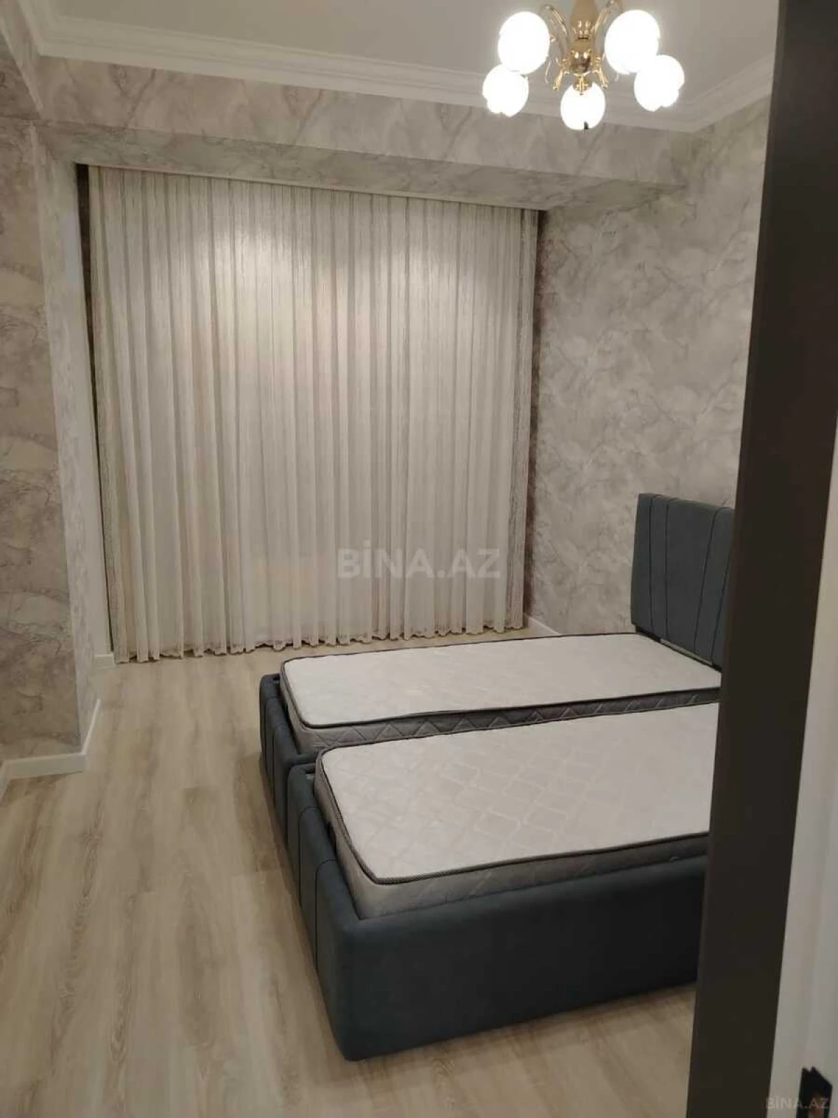 Kirayə verilir 2 otaqlı mənzil 63 m²