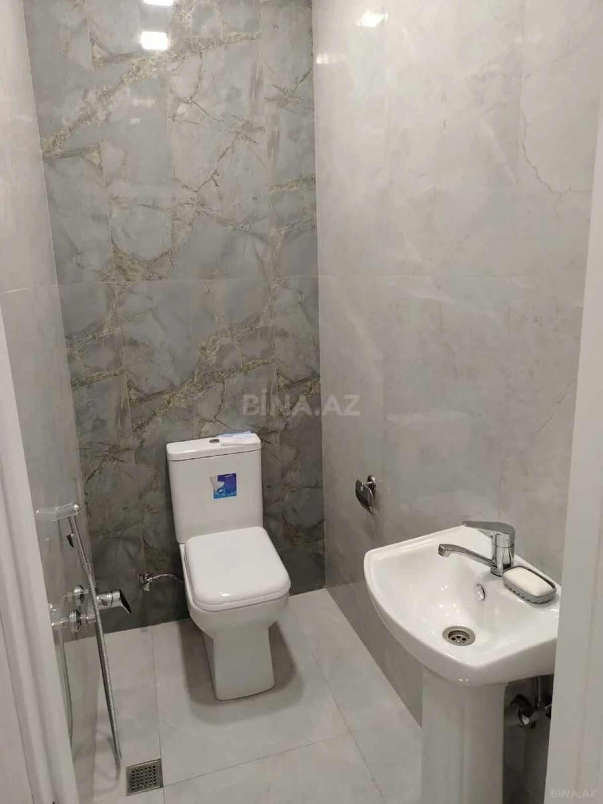 Kirayə verilir 2 otaqlı mənzil 63 m²
