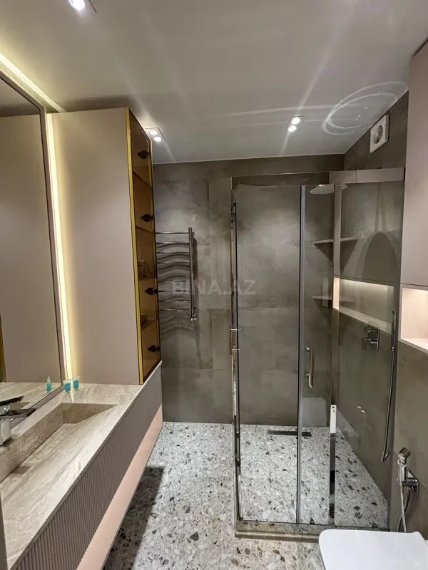 Kirayə verilir 3 otaqlı mənzil 110 m²