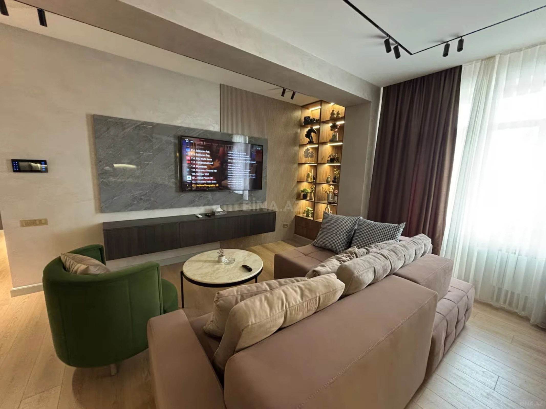 Kirayə verilir 3 otaqlı mənzil 110 m²