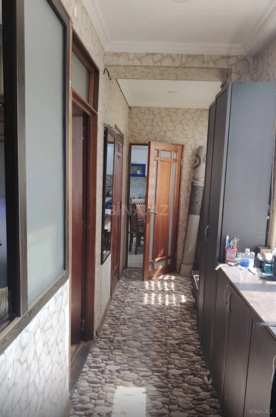 Satılır 4 otaqlı mənzil 120 m²