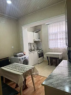 Satılır 4 otaqlı mənzil 110 m²
