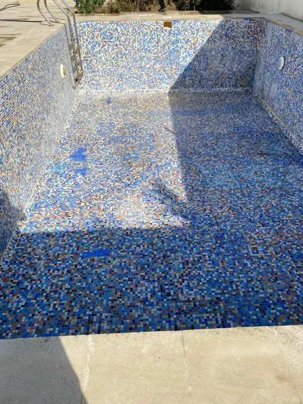 Satılır 5 otaqlı həyət evi 240 m²