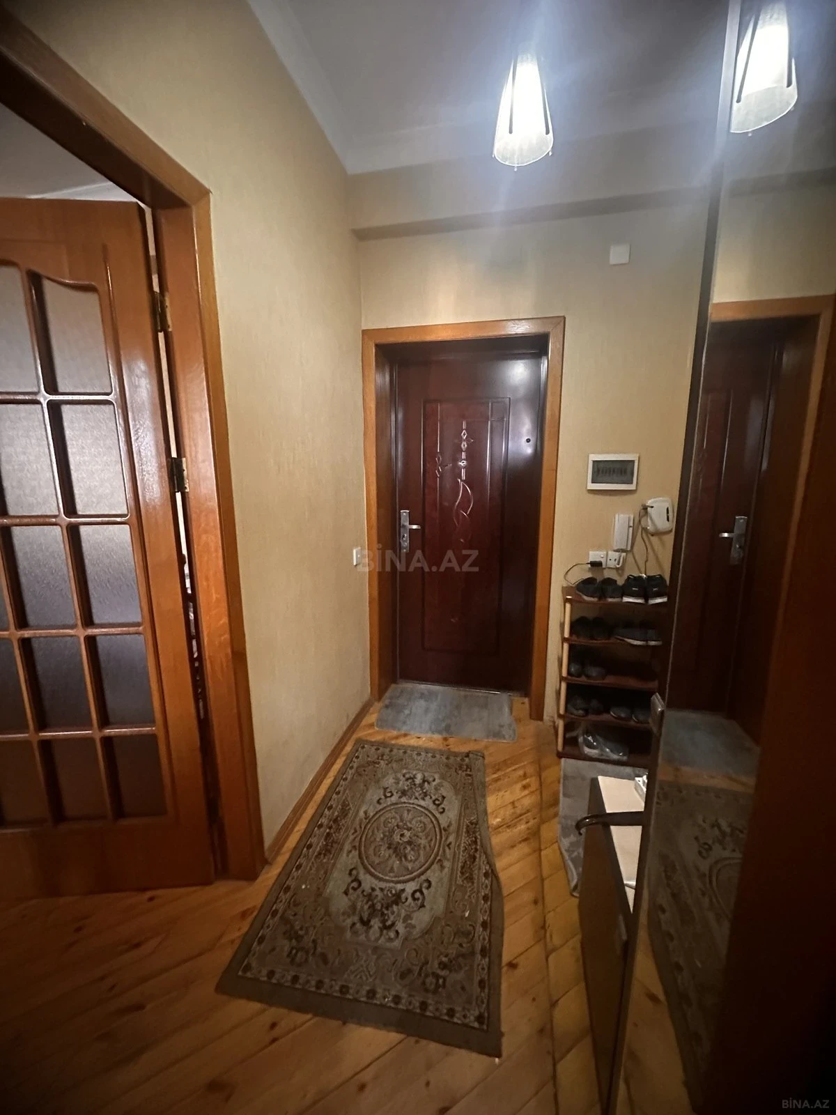 Kirayə verilir 2 otaqlı mənzil 70 m²
