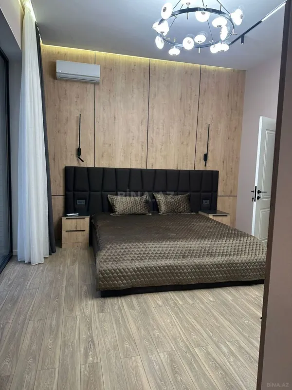 Satılır 4 otaqlı həyət evi 180 m²