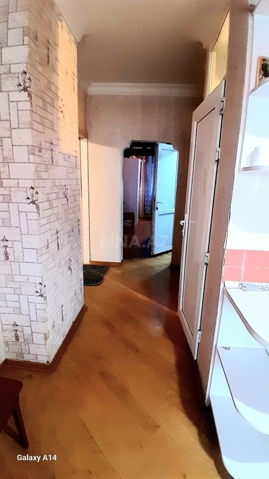 Satılır 3 otaqlı mənzil 74 m²