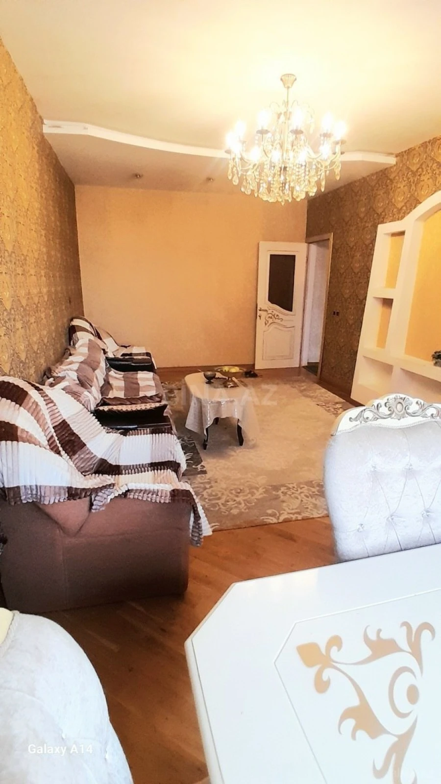 Satılır 3 otaqlı mənzil 74 m²