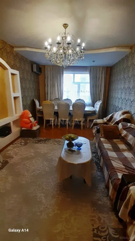 Satılır 3 otaqlı mənzil 74 m²