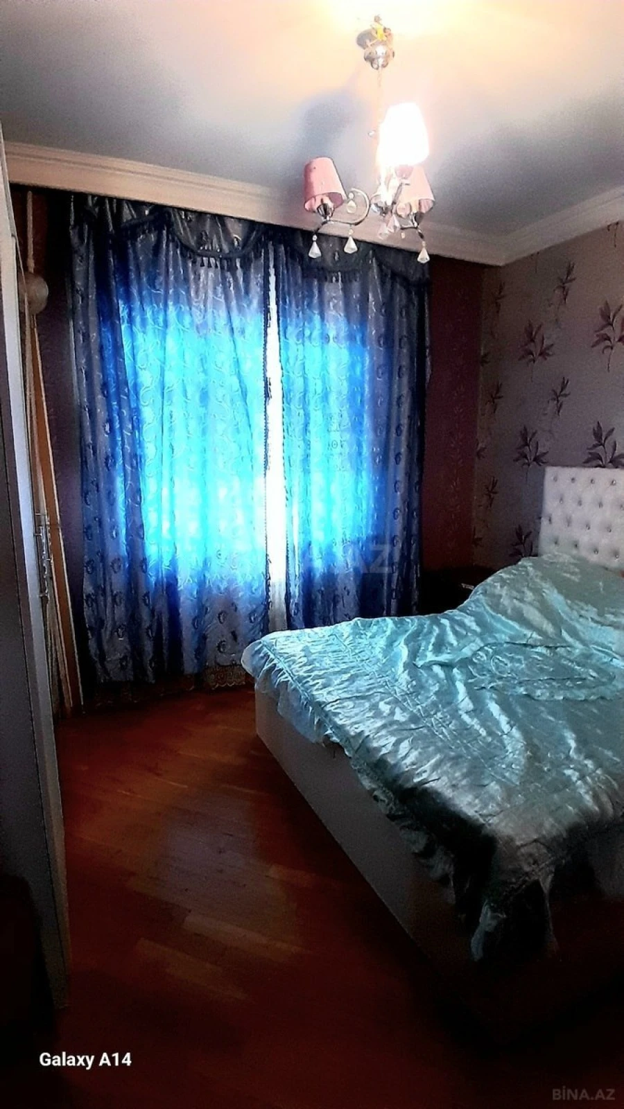 Satılır 3 otaqlı mənzil 74 m²