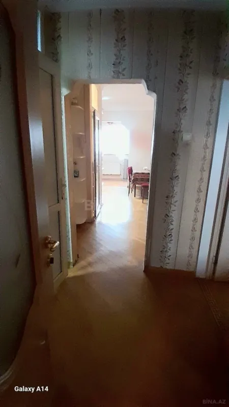 Satılır 3 otaqlı mənzil 74 m²
