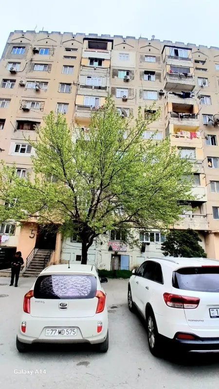 Satılır 3 otaqlı mənzil 74 m²