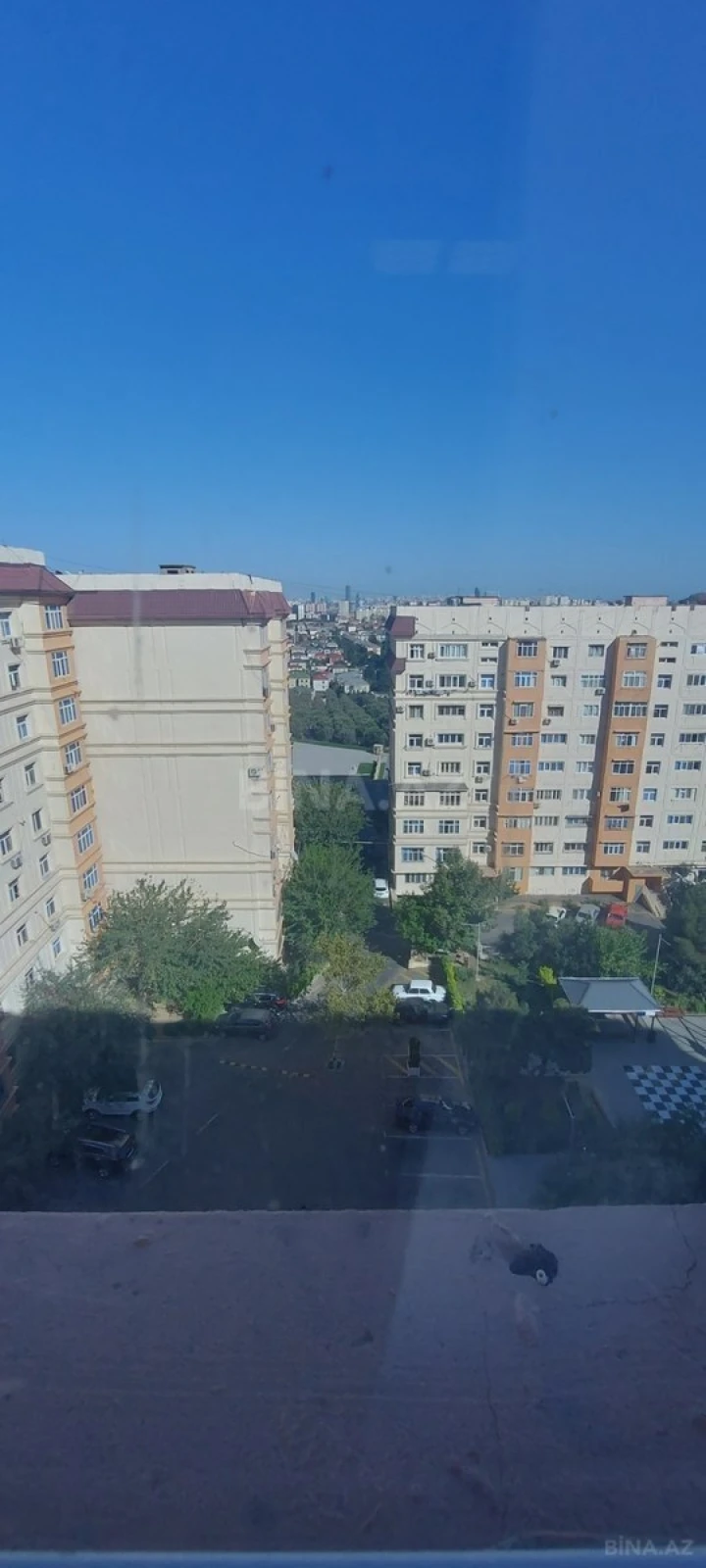Satılır 4 otaqlı mənzil 100 m²