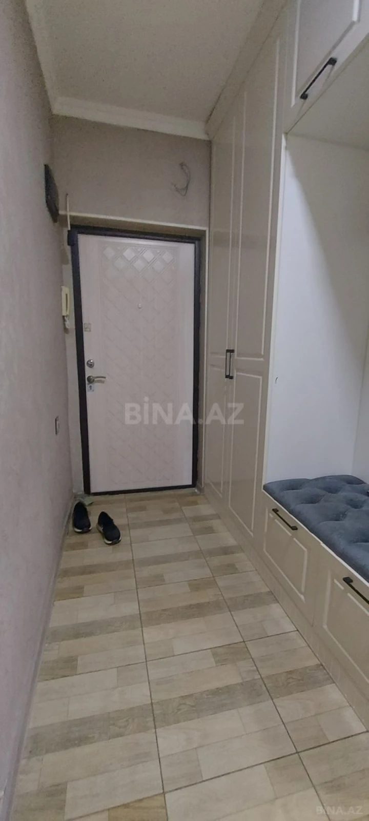 Satılır 4 otaqlı mənzil 100 m²