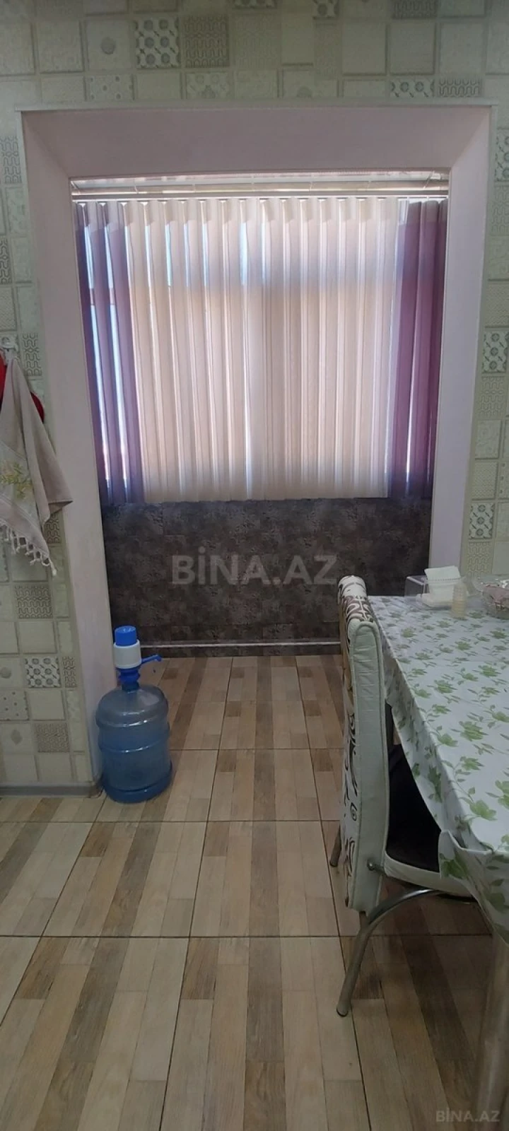 Satılır 4 otaqlı mənzil 100 m²