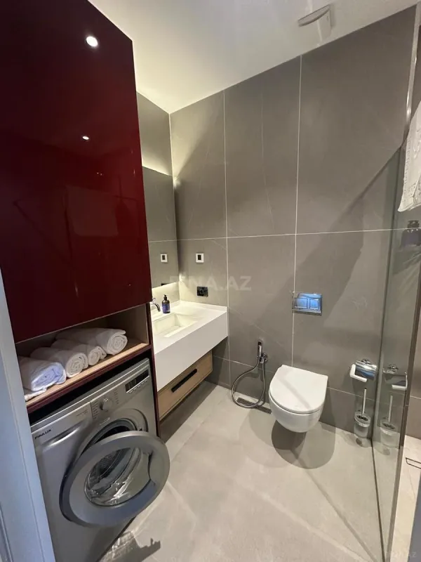 Kirayə verilir 2 otaqlı mənzil 90 m²