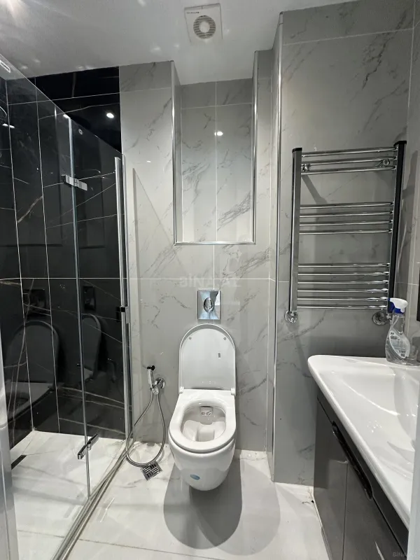 Satılır 2 otaqlı mənzil 38 m²