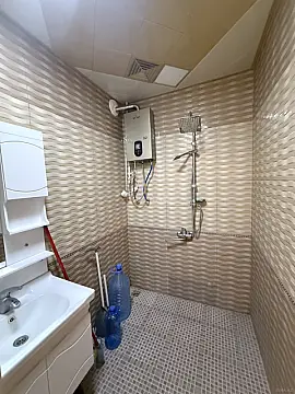 Kirayə verilir 2 otaqlı mənzil 55 m²