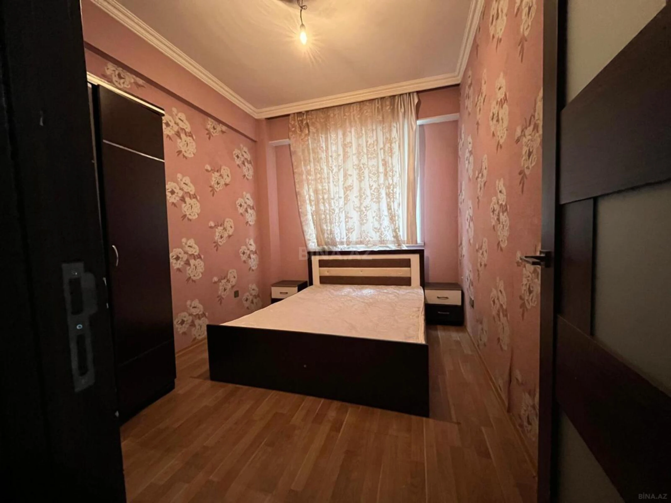 Satılır 2 otaqlı mənzil 54 m²