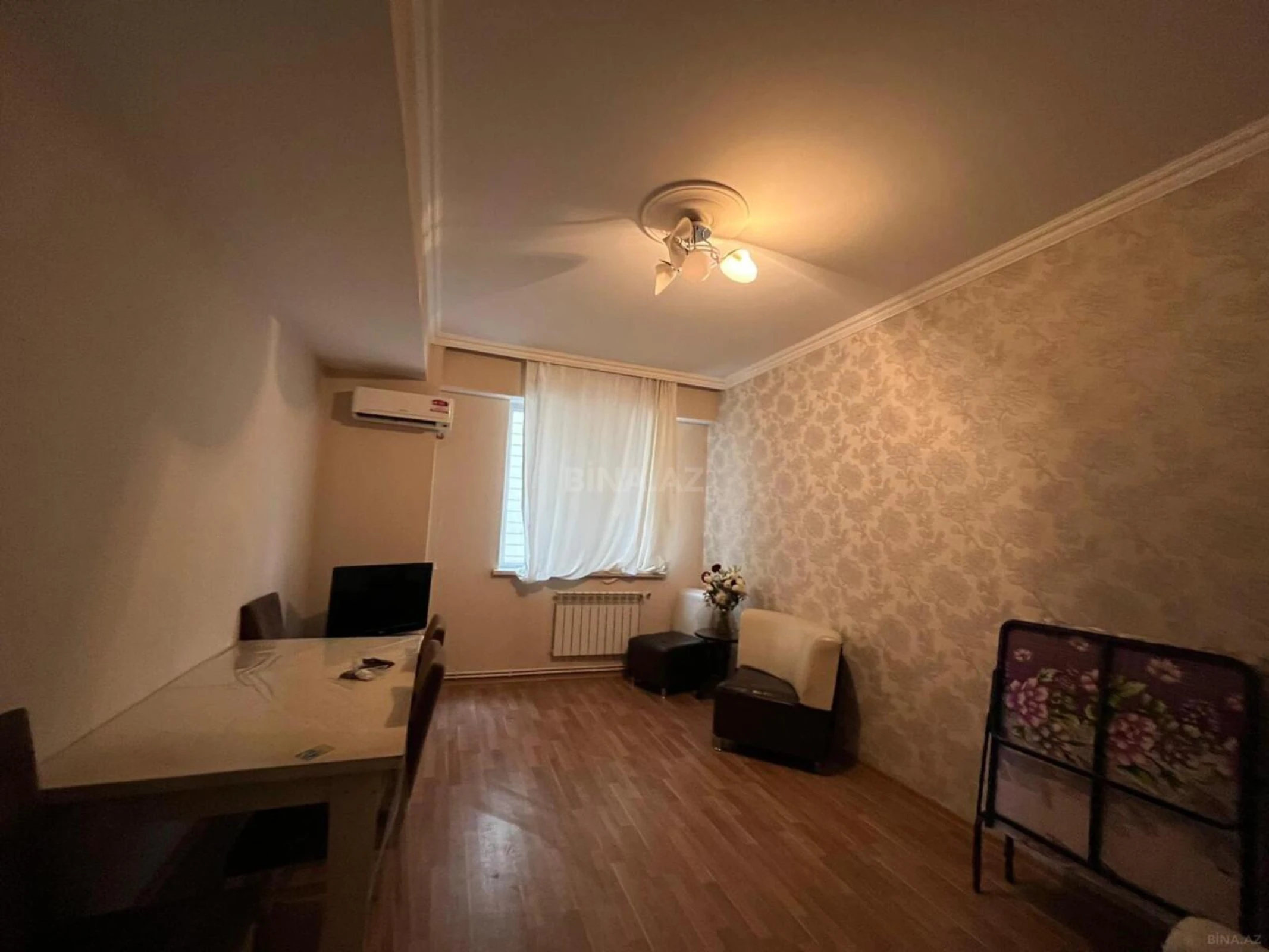 Satılır 2 otaqlı mənzil 54 m²