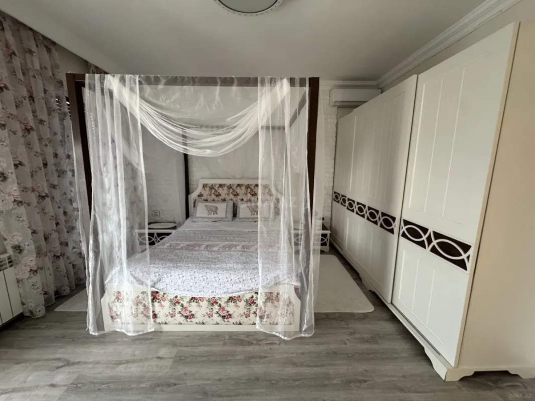 Kirayə verilir 5 otaqlı həyət evi 180 m²