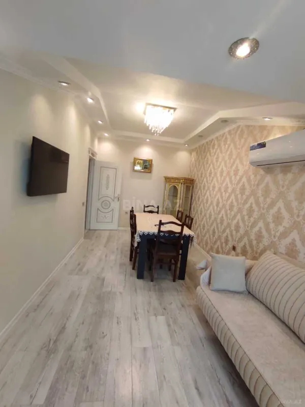 Kirayə verilir 2 otaqlı mənzil 45 m²