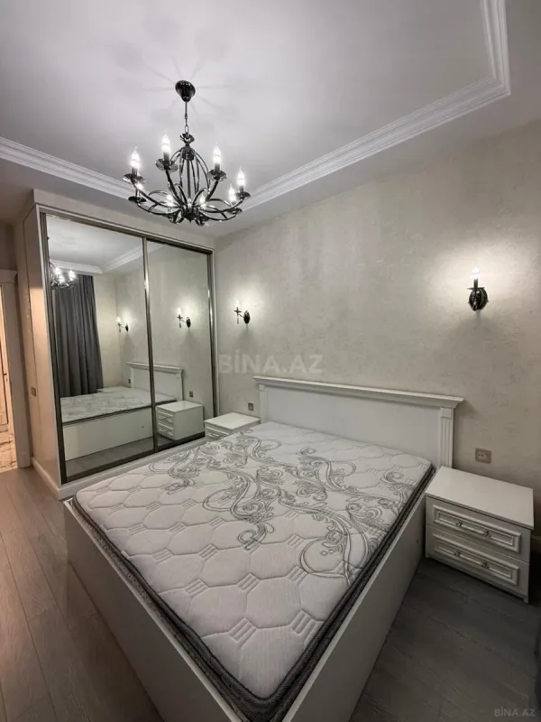 Kirayə verilir 2 otaqlı mənzil 72 m²