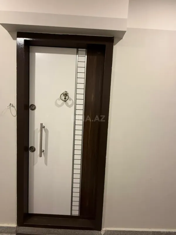 Kirayə verilir 2 otaqlı mənzil 72 m²