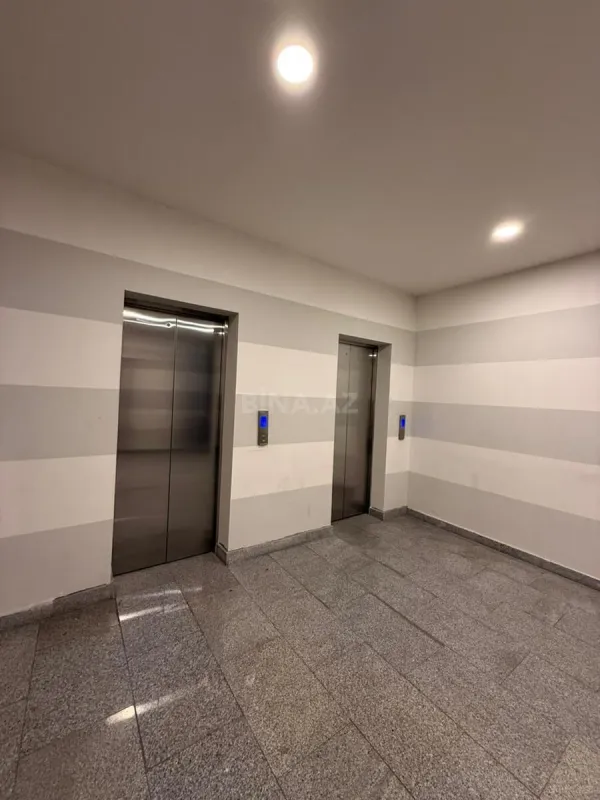 Kirayə verilir 2 otaqlı mənzil 72 m²