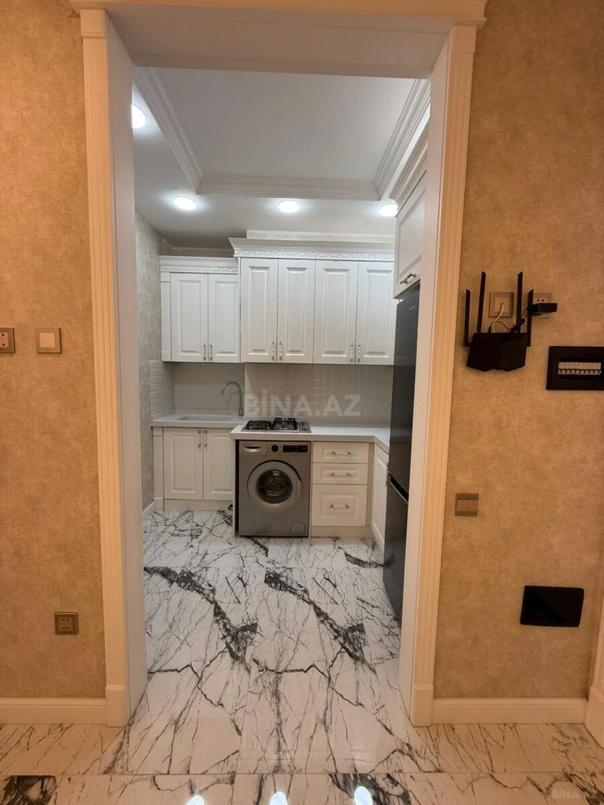 Kirayə verilir 2 otaqlı mənzil 72 m²