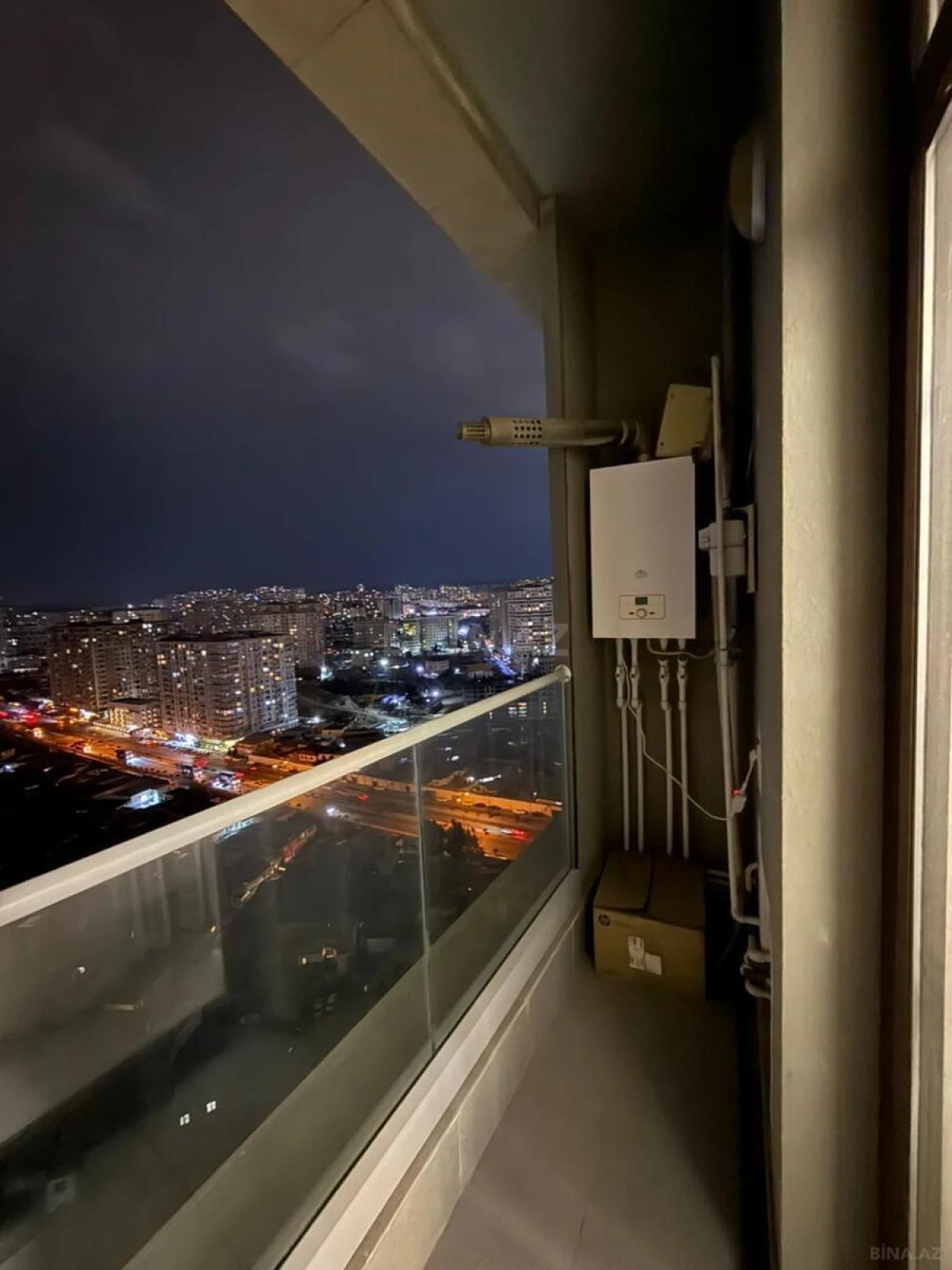 Kirayə verilir 2 otaqlı mənzil 72 m²