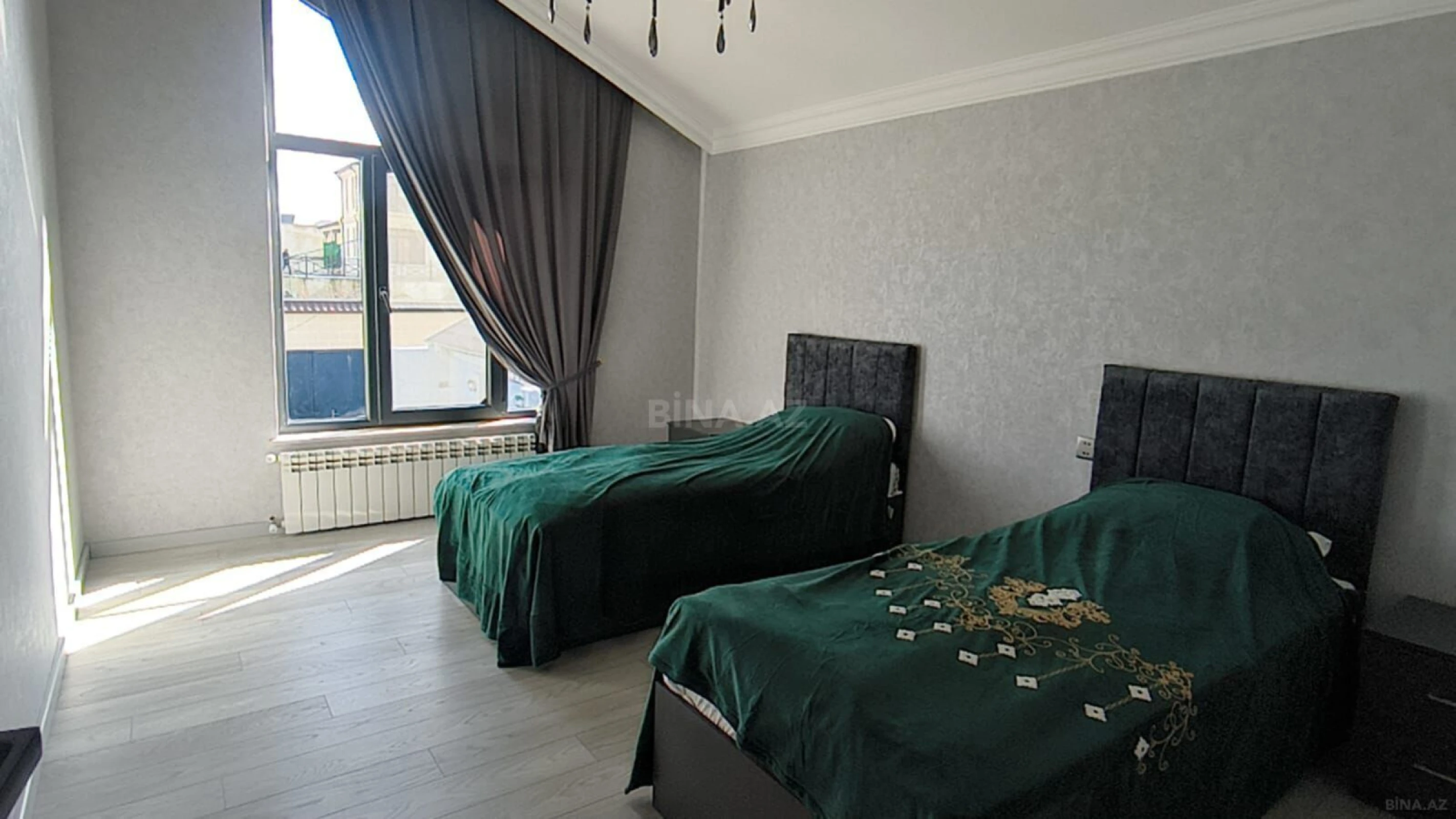 Satılır 4 otaqlı həyət evi 220 m²