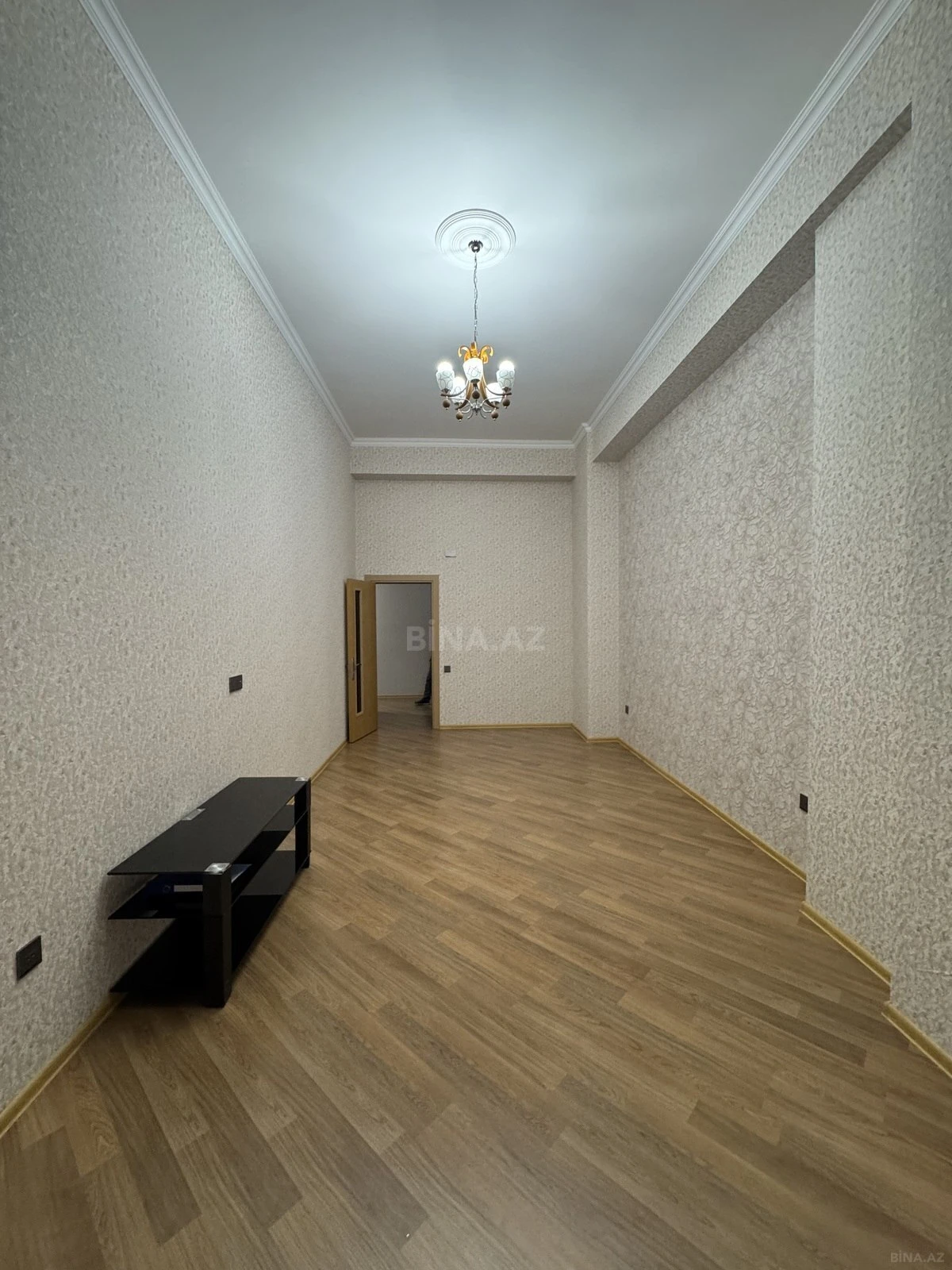 Kirayə verilir 2 otaqlı mənzil 100 m²