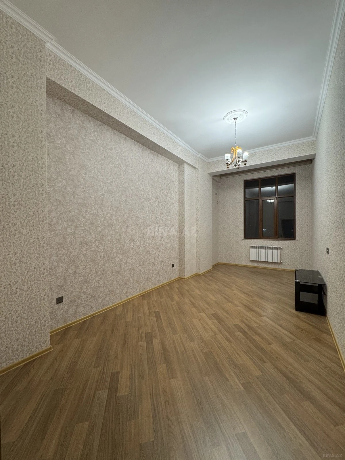 Kirayə verilir 2 otaqlı mənzil 100 m²