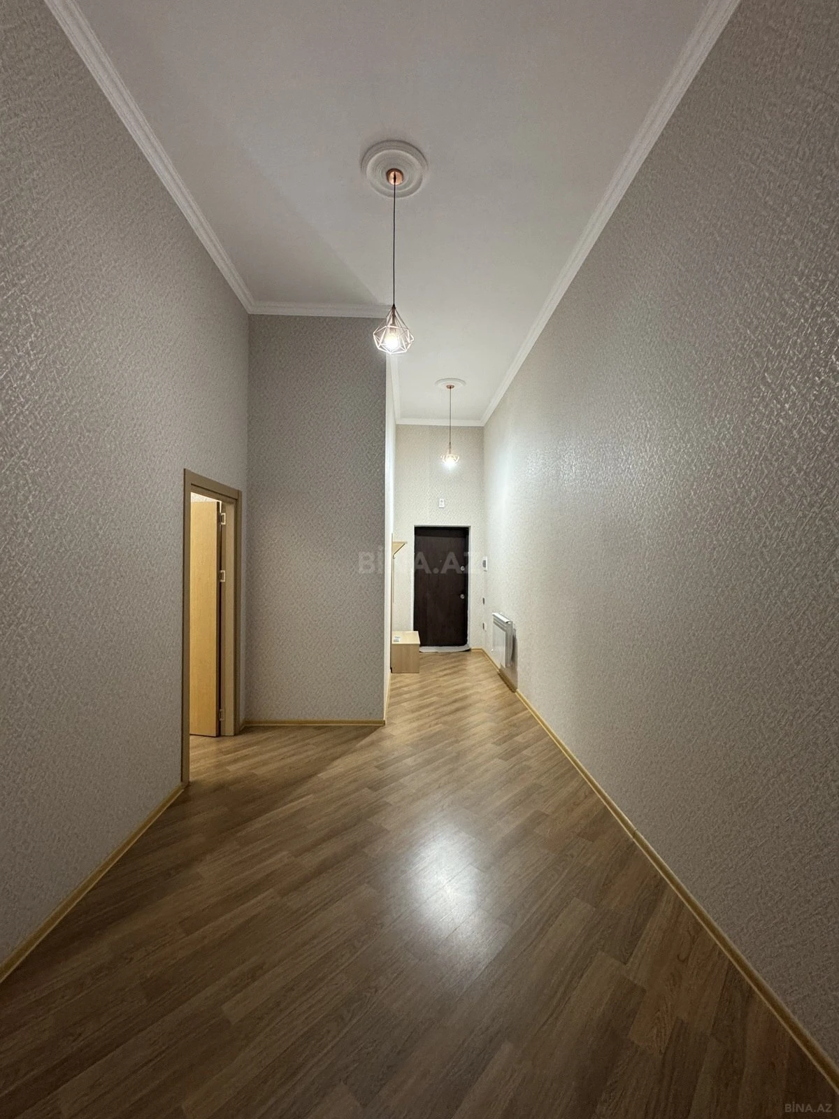 Kirayə verilir 2 otaqlı mənzil 100 m²
