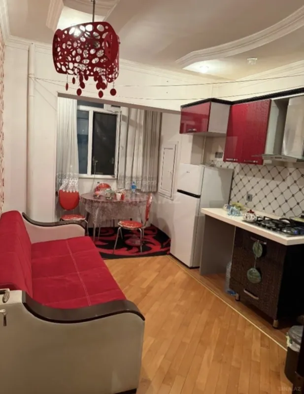 Kirayə verilir 2 otaqlı mənzil 50 m²
